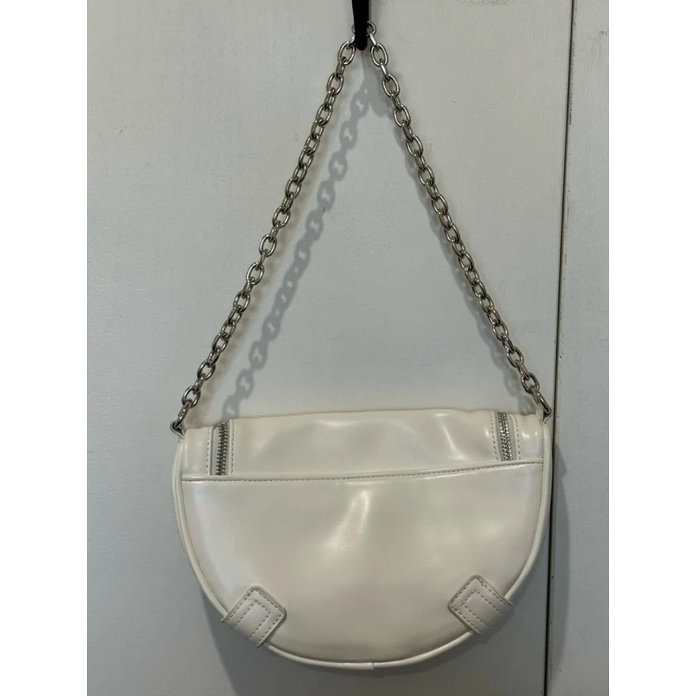Women's Forever 21 White zip close silver chain vegan leather Shoulder Bag